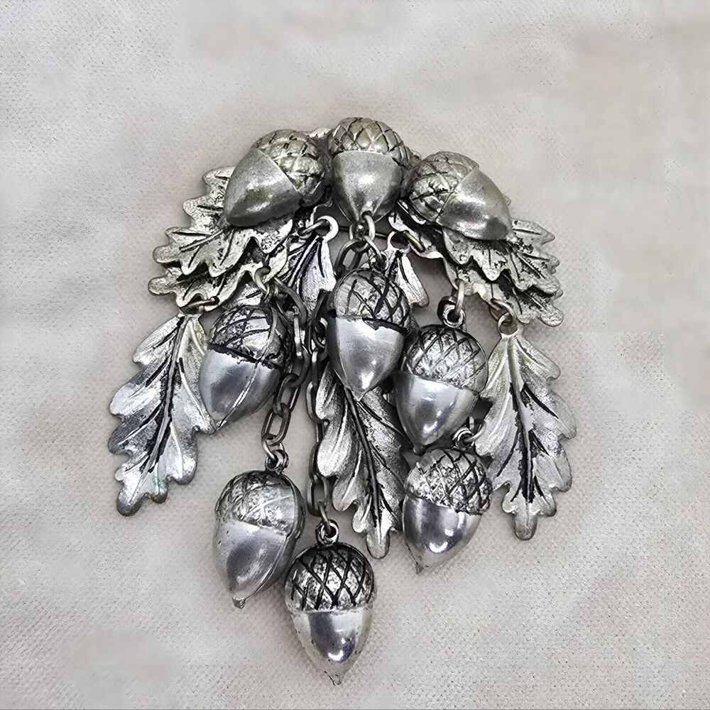 Acorn And Oak Leef Brooch Symbolic fertility, growth, fresh starts and potential